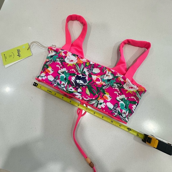 Maaji Fuchsia Dianthus Danzel Reversible Bikini Top. - Picture 7 of 8